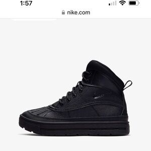 Boys Nike ACG boots brand new YOUTH size 3